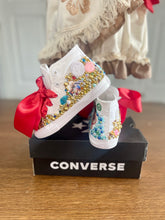 Load image into Gallery viewer, Hawaiian Wayfarer Shoes