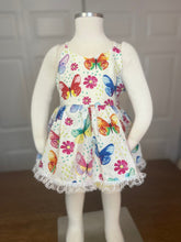 Load image into Gallery viewer, Butterfly Short Set - Sincere Sentiments